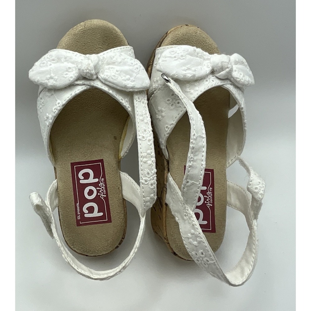 Girls Pop Lil Friendly White Eyelet Sandals -‎ New - Size 9